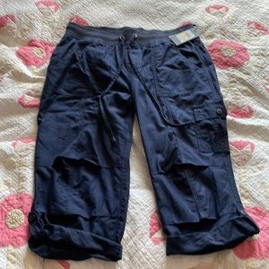 NWT Tommy Hilfigsr Med capri pants